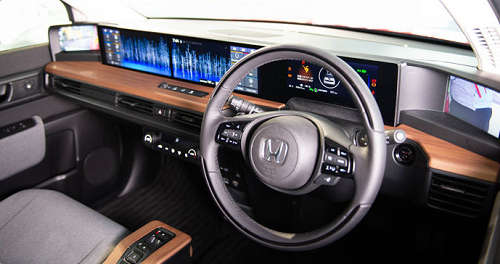 自動車評論家の井元康一郎氏の評判と批判 査定君のくるま情報